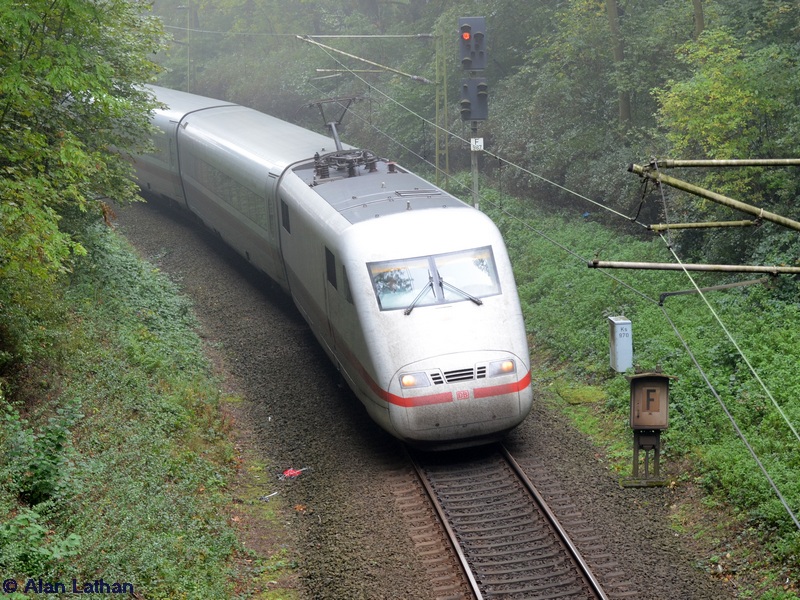 401 xxx FFOR 1 Oct 2014
in the cutting towards Louisa and Frankfurt
