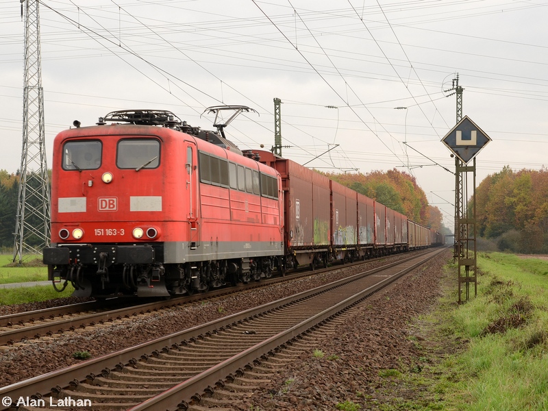 151 163 FMB Trennstelle 26 Oct 2014
with automotive parts (15:06)
