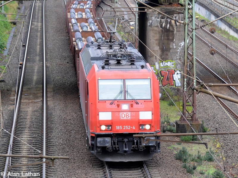 185 252 FFOR 4 Nov 2014
with 51404 LE-RMR (Leipzig-Engelsdorf to Mannheim Rbf)

