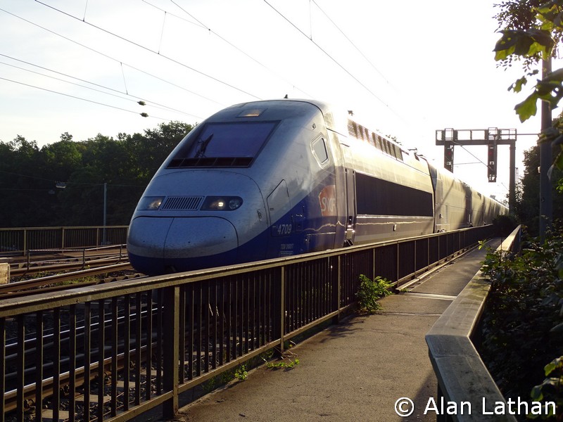 SNCF 4709 FFOR 19 July 2014
with TGV9568/ICE9564 to Paris (Est)
