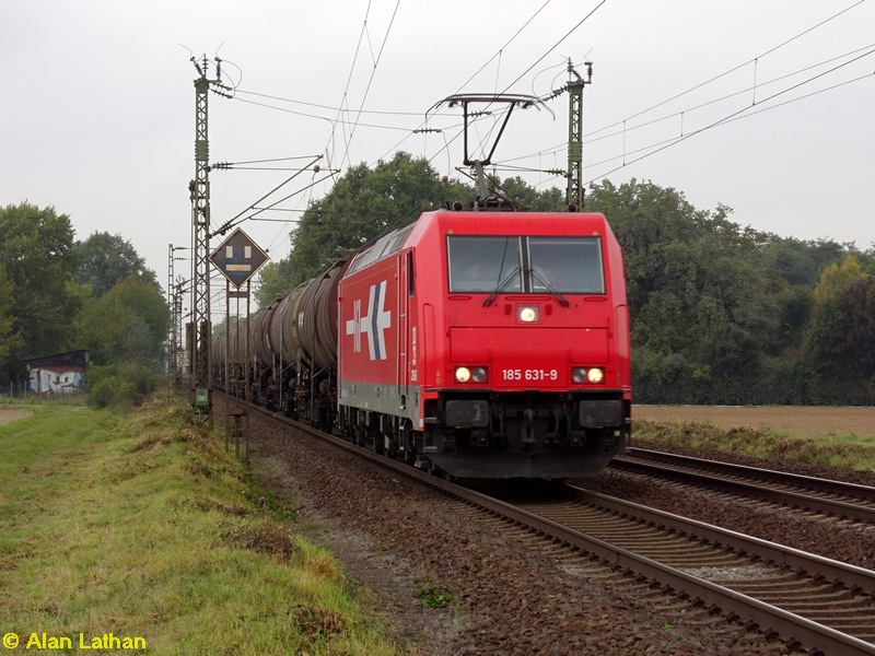 185 631 FMB Trennstelle 6 Oct 2014
Alphatrains/RheinCargo (D-RHC) in former HGK colour scheme. Fleet No. 2066

