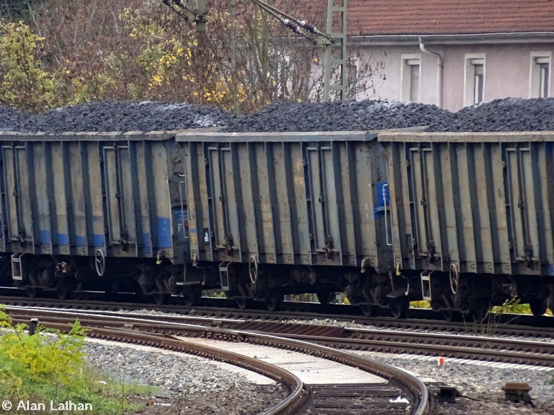 PKP Eaos FFS 14 Nov 2014
Looks like they ran out of blue paint!

