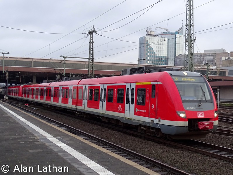422 546 Düsseldorf Hbf 30 Jan 2015
S-Bahn Rhein-Ruhr S6 Köln-Nippes

