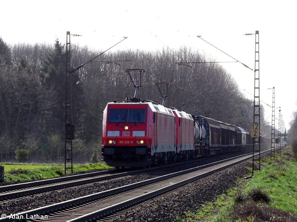 185 226 FMB 1 April 2015
with 185 284 
