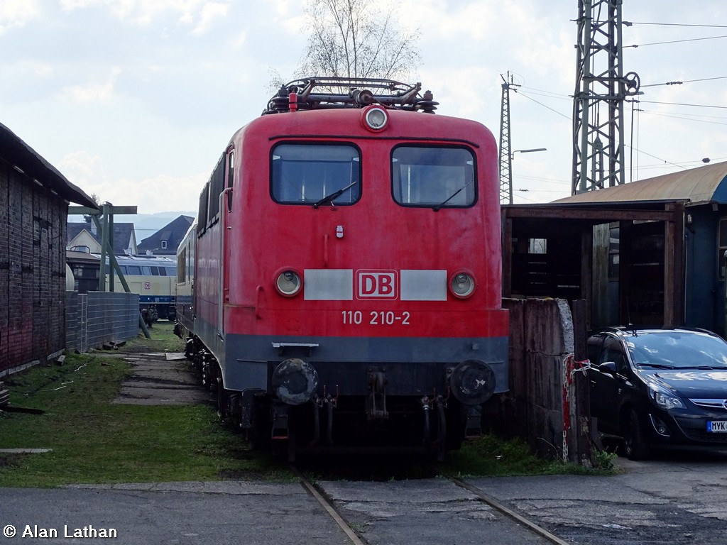 110 210  Koblenz-Lützel 5 April 2015
