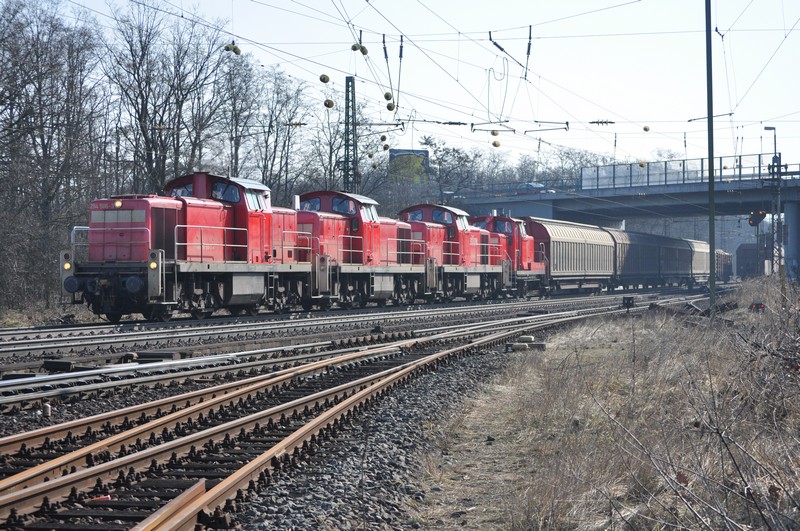 294 586 3 Mar 2011
with 294 583, 736 and 363 189
