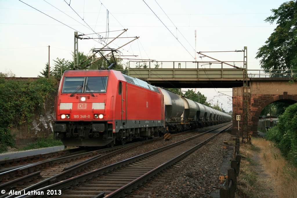 185 348 Wiesbaden-Ost 5 Aug 2013 20:40
with Uacns
