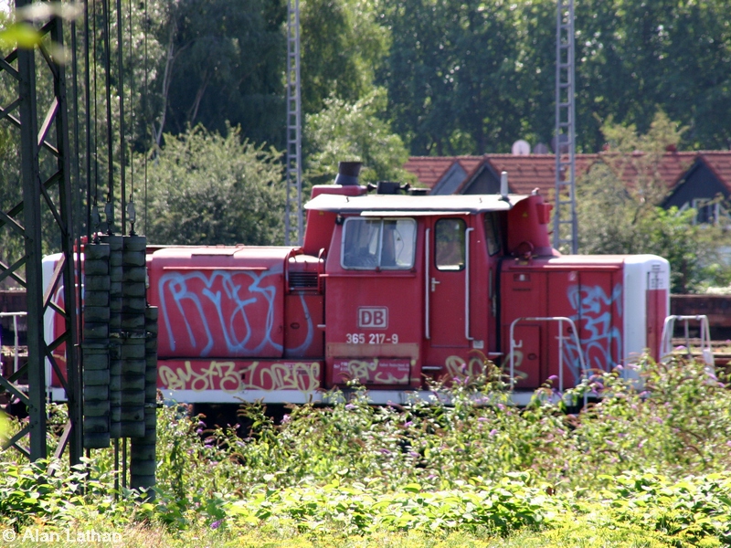 365 217 EOS 31 July 2007
Krupp V60 4629/1963, to RSE 2011 (Rhein-Sieg Eisenbahn)
